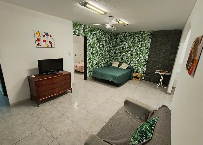 La De A 5km De Puerto De La Cruz Daire *